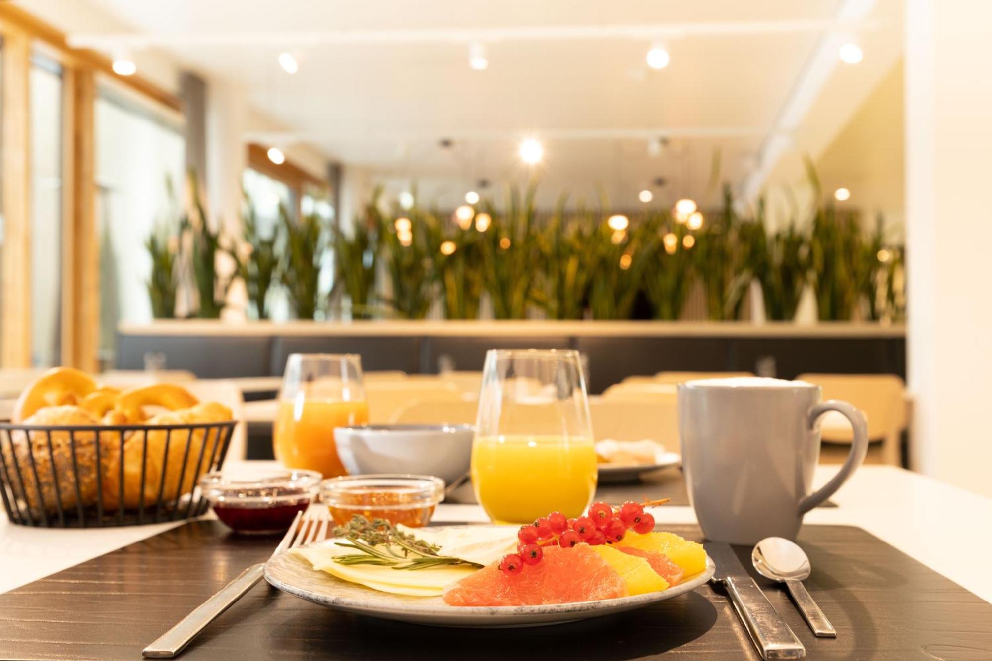 Dekra Congresshotel Wart Altensteig Luaran gambar