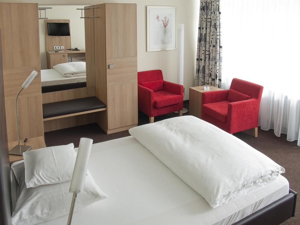 Dekra Congresshotel Wart Altensteig Luaran gambar